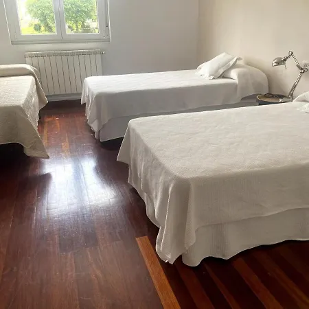 펜션 Casa Con Piscina En Santiago A 10 Min Del Centro 산티아고데콤포스텔라