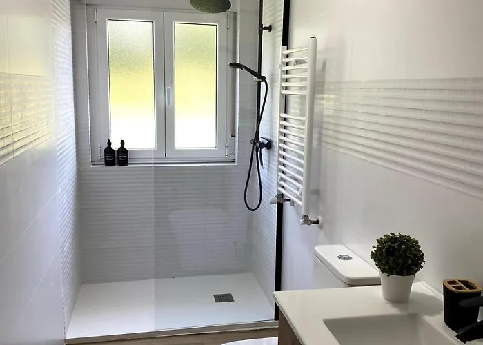 Hébergement de vacances Casa Con Piscina En Santiago A 10 Min Del Centro Saint-Jacques-de-Compostelle